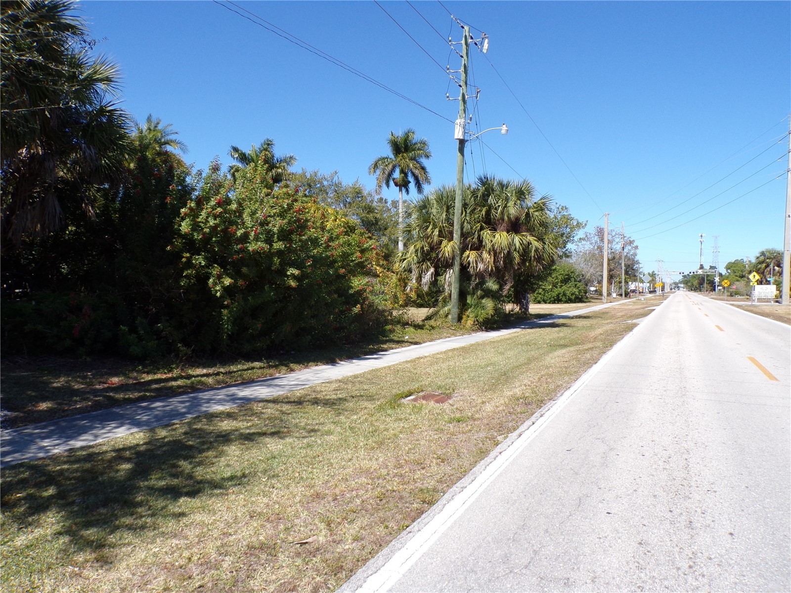 711 Cooper Street Punta Gorda FL 33950 C7521759 image14