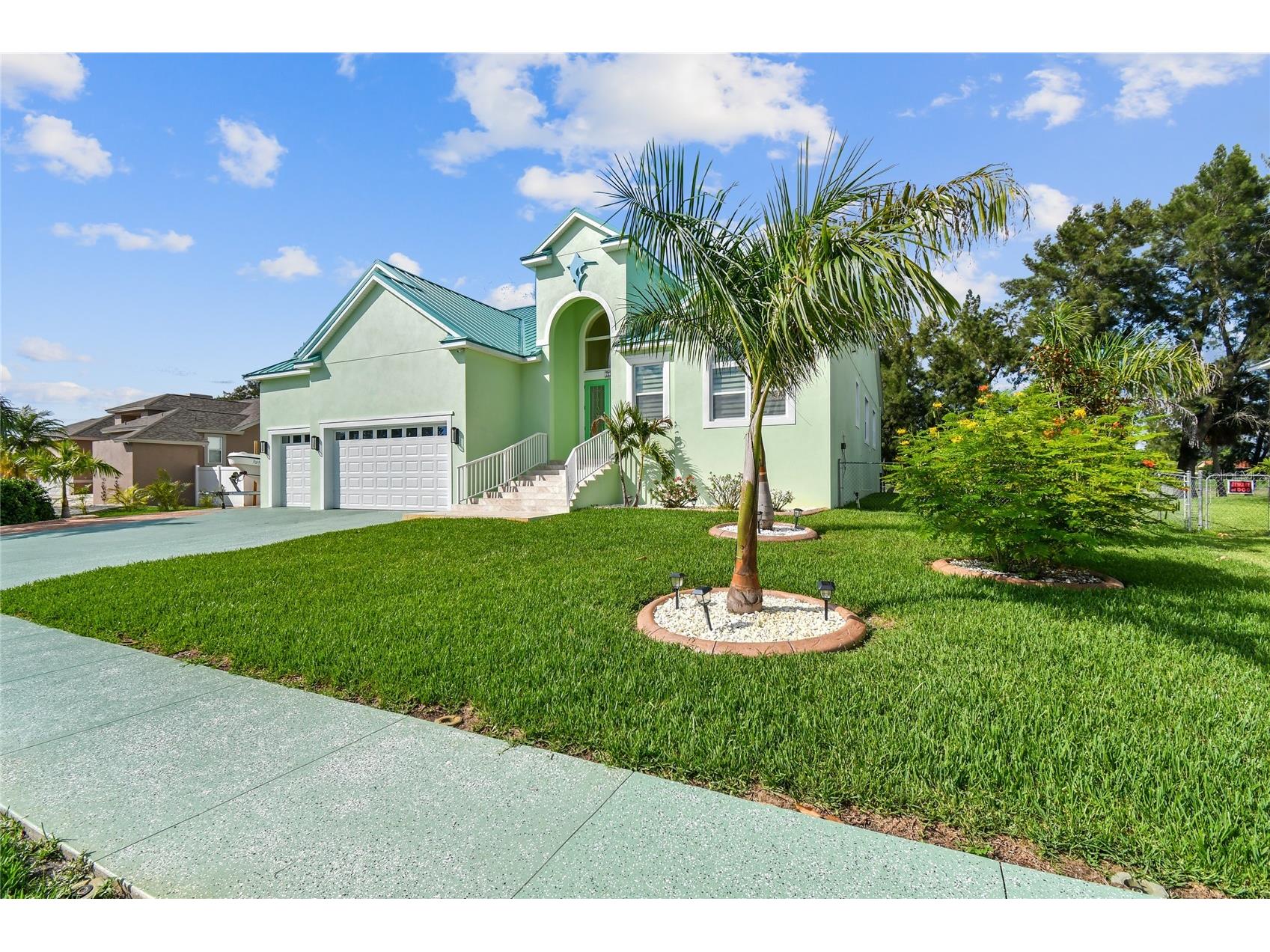 711 Eagle Lane Apollo Beach FL 33572 TB8485798 image3
