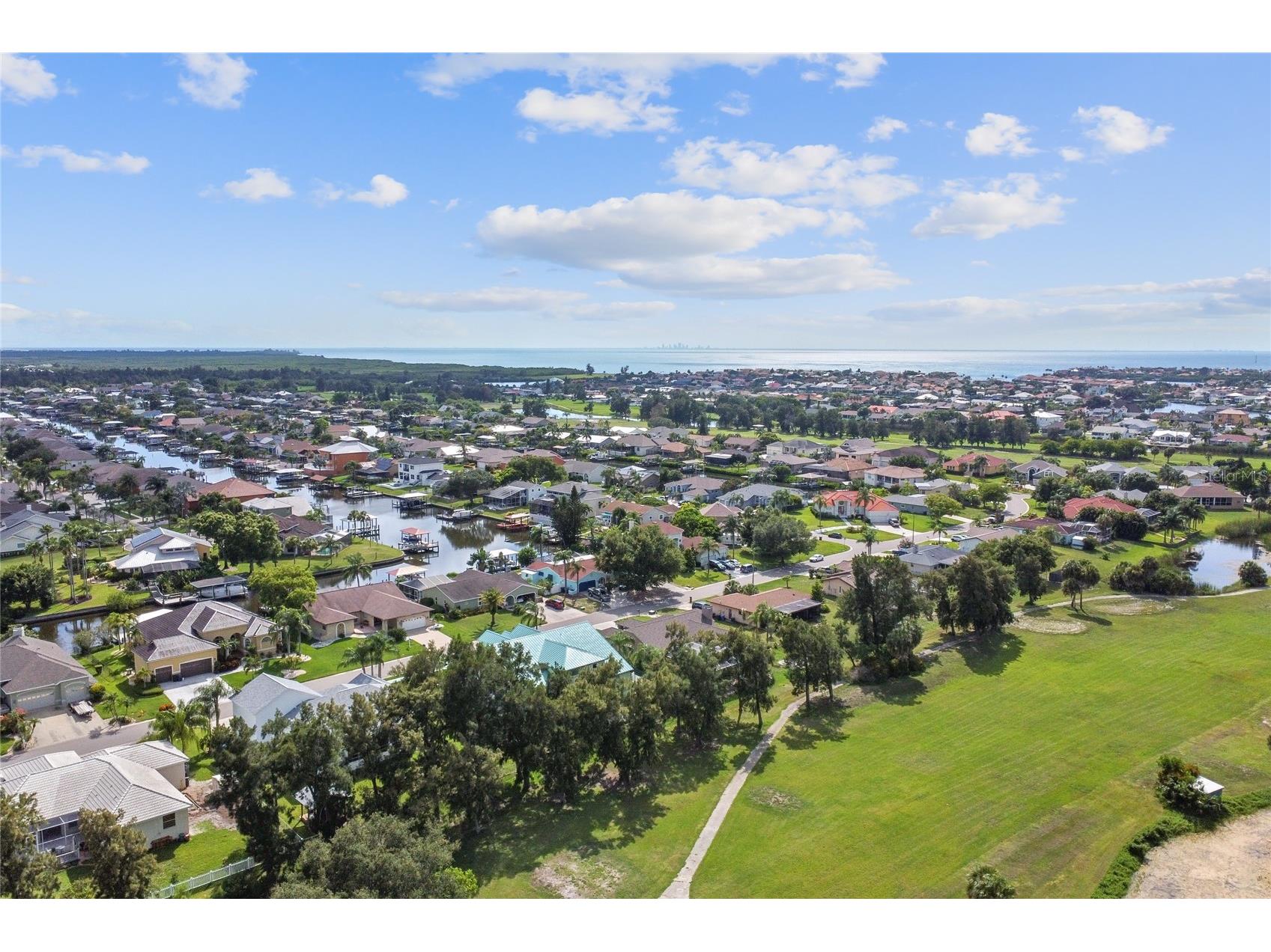 711 Eagle Lane Apollo Beach FL 33572 TB8485798 image5