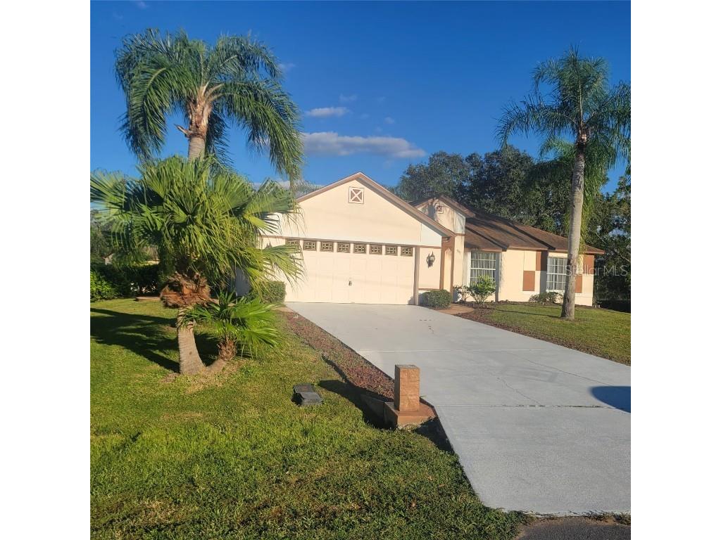 711 Fulmar Court Poinciana FL 34759 S5092924 image1