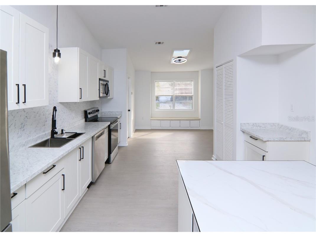 711 Kempten Street NW Palm Bay FL 32907 S5140041 image3