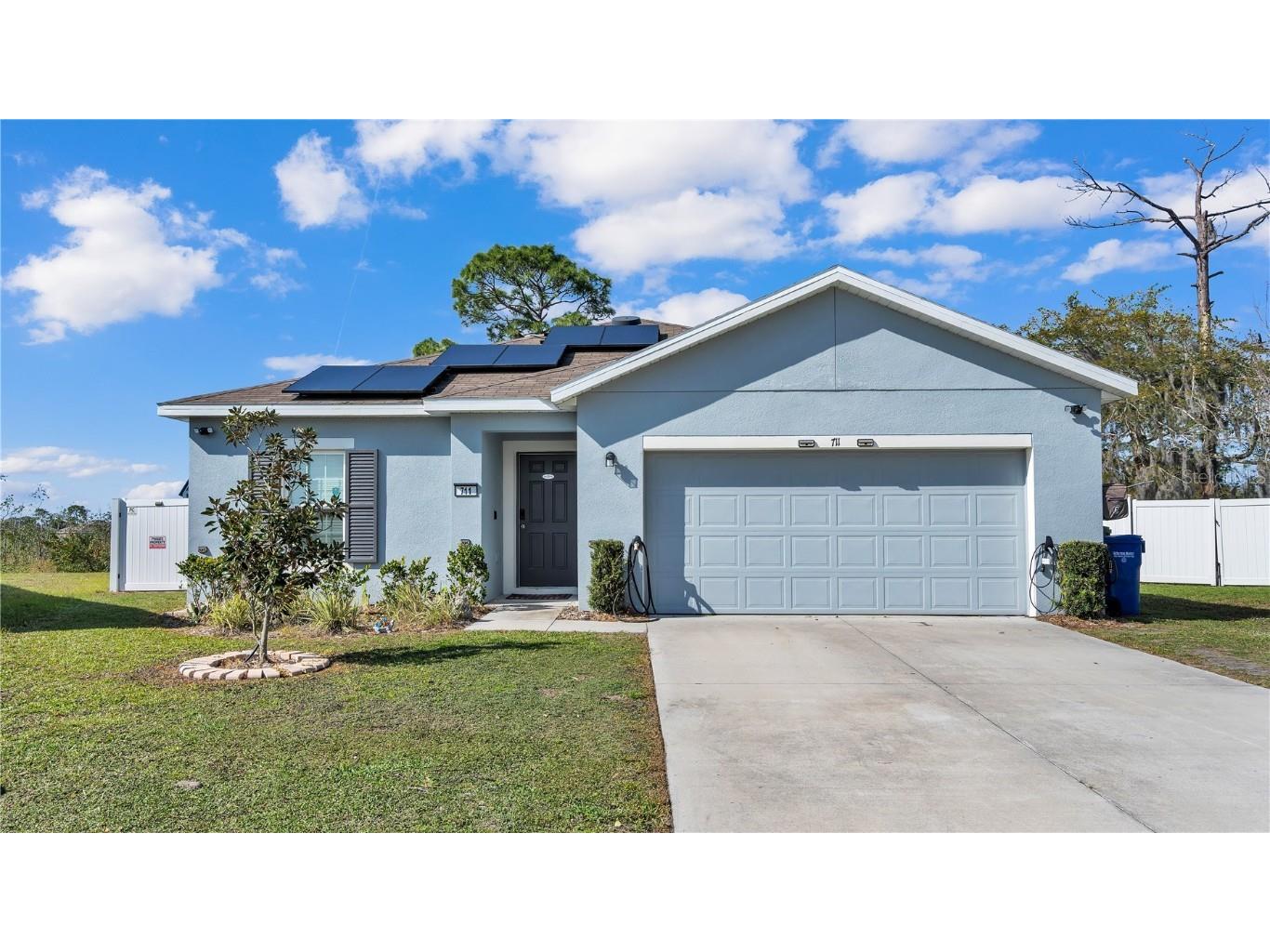 711 Lucerne Boulevard Winter Haven FL 33881 L4941986 image1