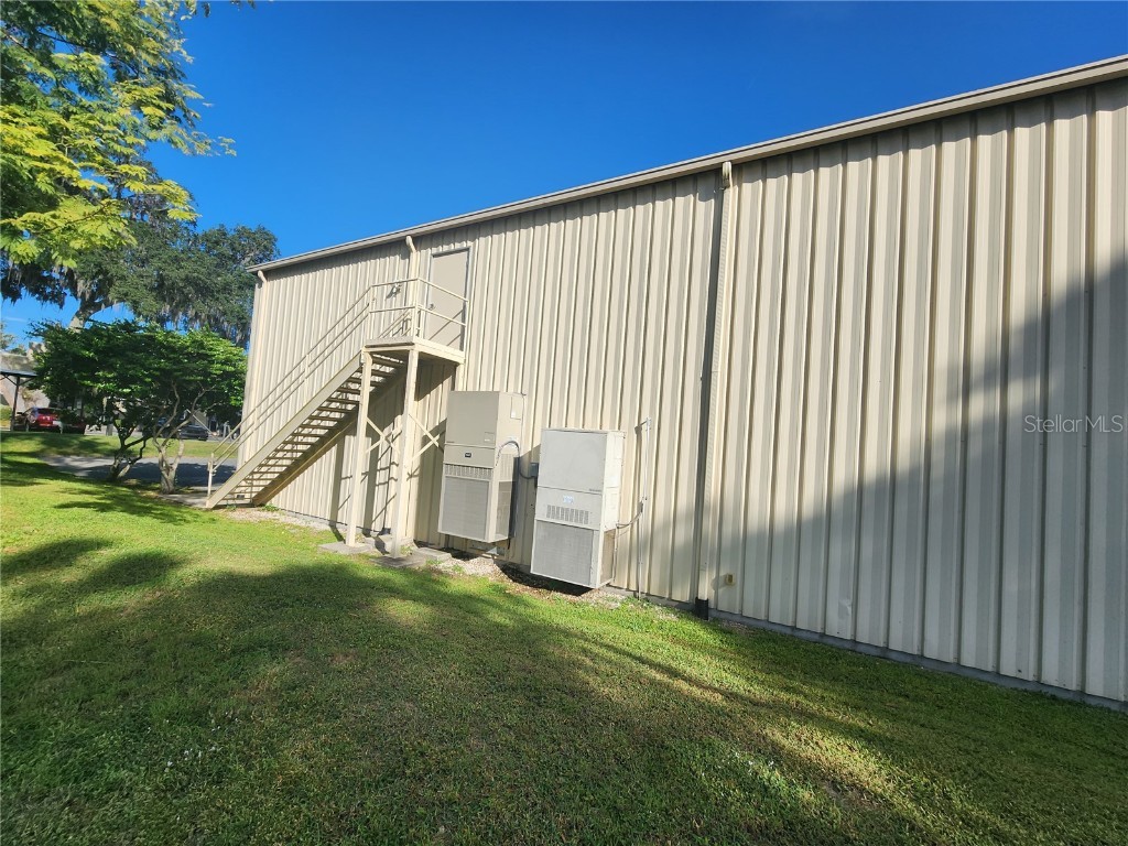 711 N 3rd St Leesburg FL 34748 O6329154 image8