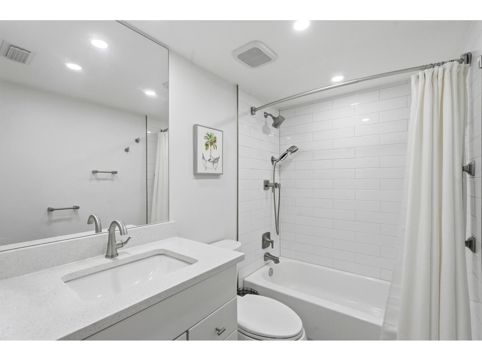 711 N Halifax Avenue #101 Daytona Beach FL 32118 FC316981 image17