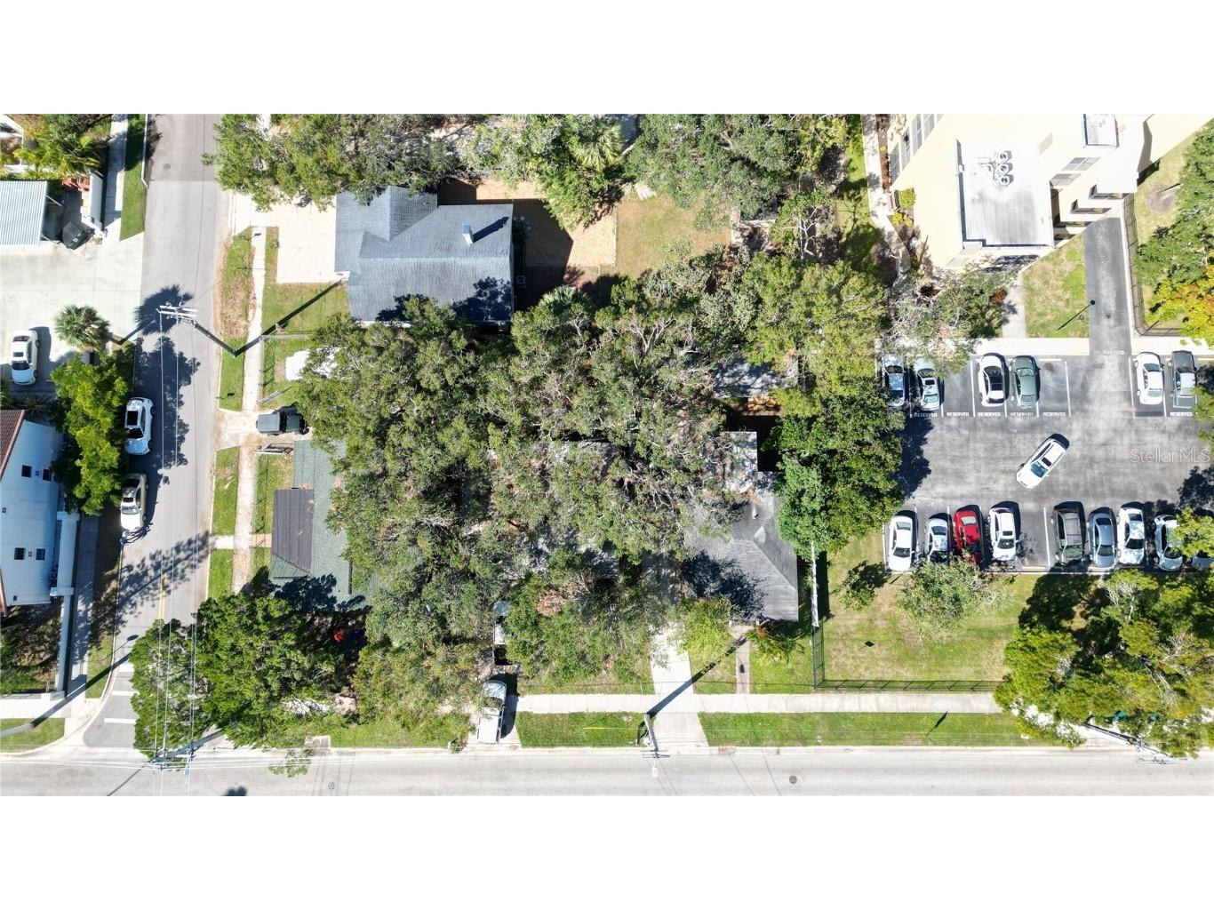 711 N Orange Avenue Sarasota FL 34236 A4671980 image3