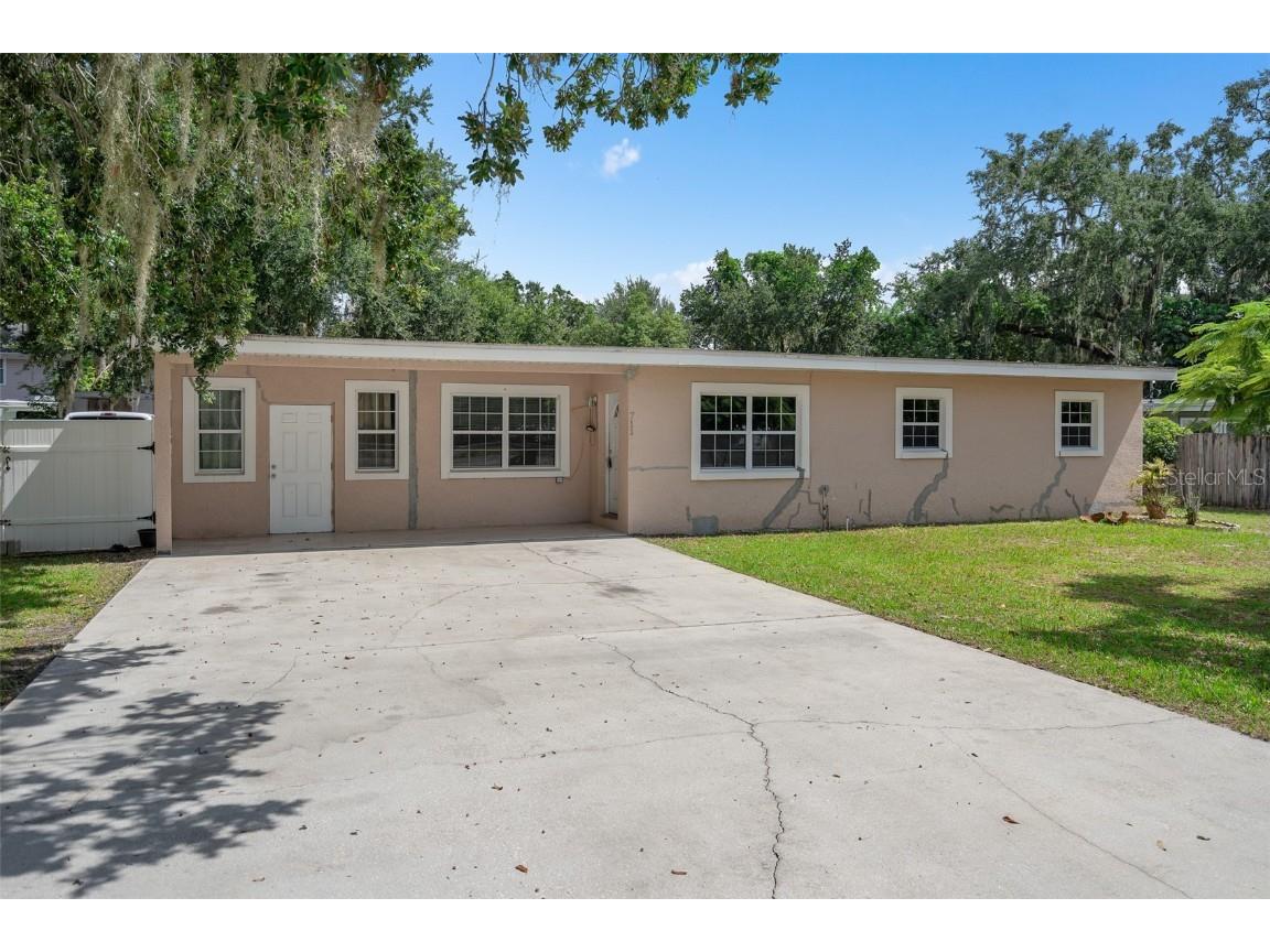 711 Portage Street Kissimmee FL 34741 OM706773 image1