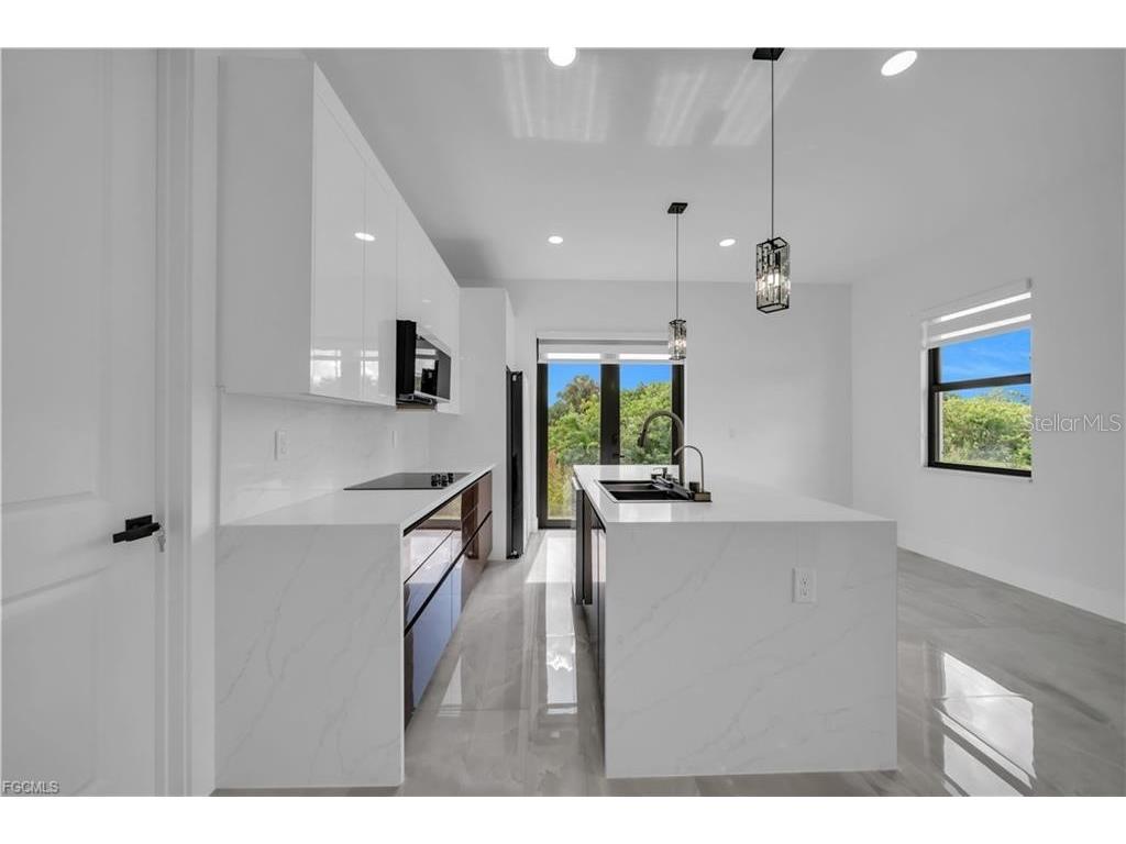 711 Roma Avenue S Lehigh Acres FL 33974 A4683655 image10