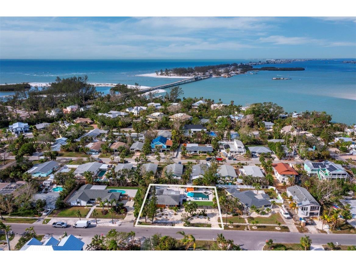 711 Russell Street Longboat Key FL 34228 - SARASOTA BAY THE GULF A4636733 image4