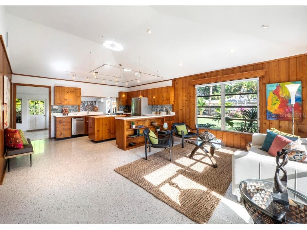 711 Russell Street Longboat Key FL 34228 - SARASOTA BAY THE GULF A4636733 image5