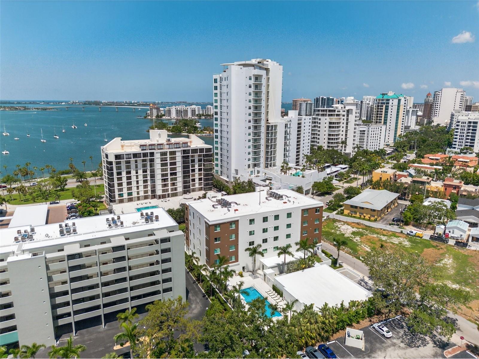 711 S Palm Avenue #302 Sarasota FL 34236 A4688989 image33