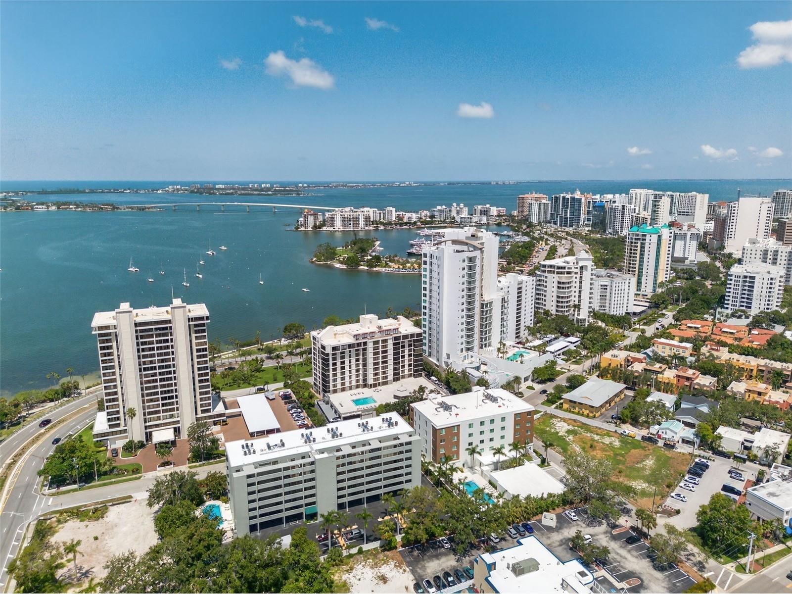 711 S Palm Avenue #302 Sarasota FL 34236 A4688989 image35