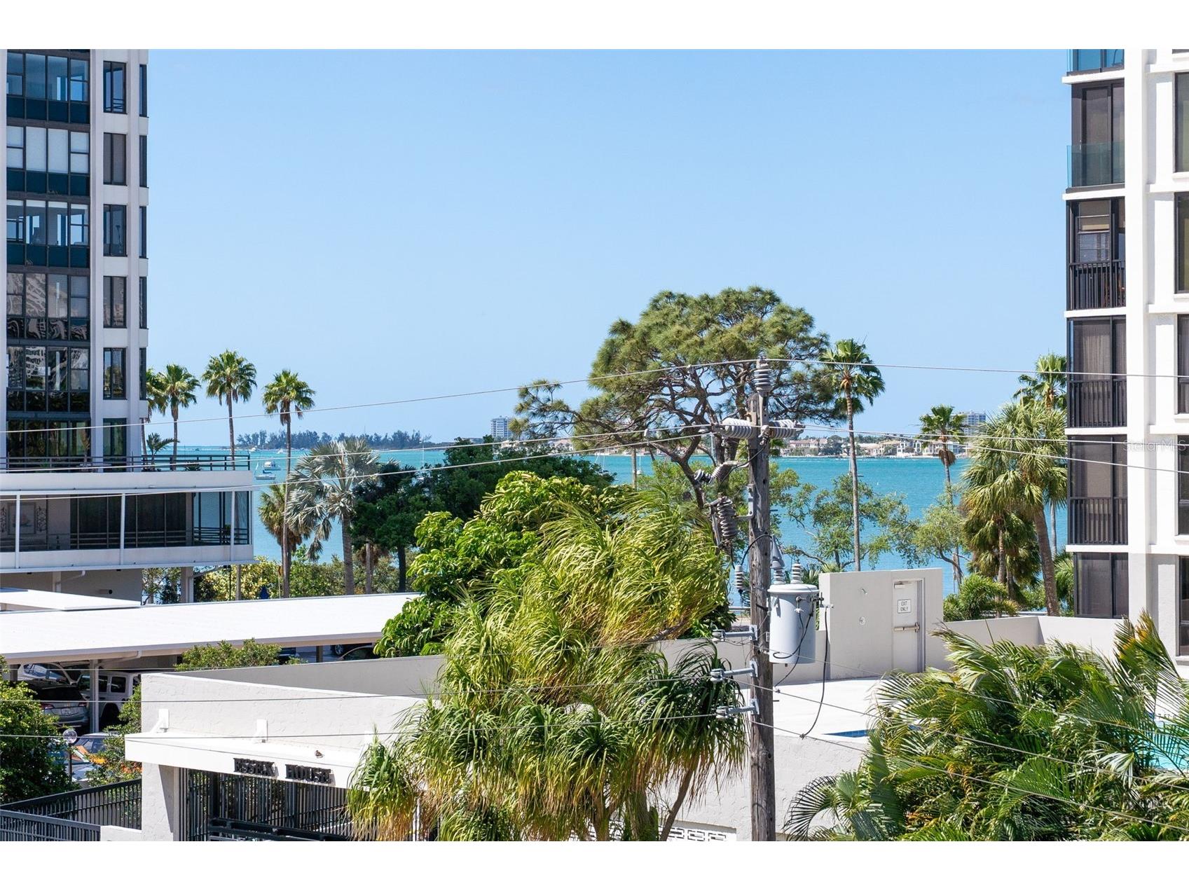 711 S Palm Avenue #302 Sarasota FL 34236 A4688989 image6