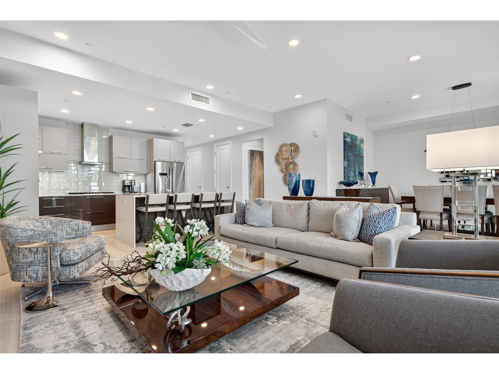 711 S Palm Avenue #303 Sarasota FL 34236 A4666261 image10