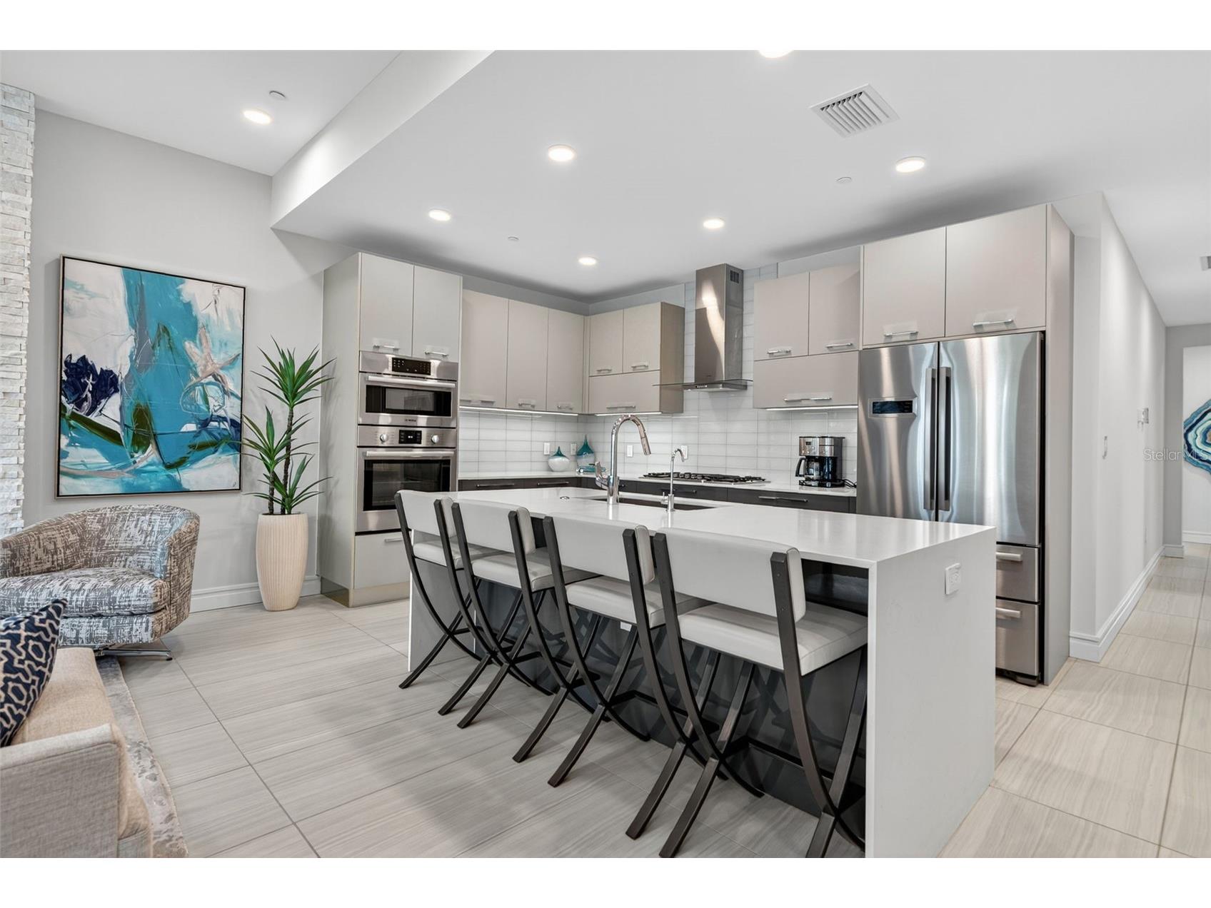 711 S Palm Avenue #303 Sarasota FL 34236 A4666261 image11