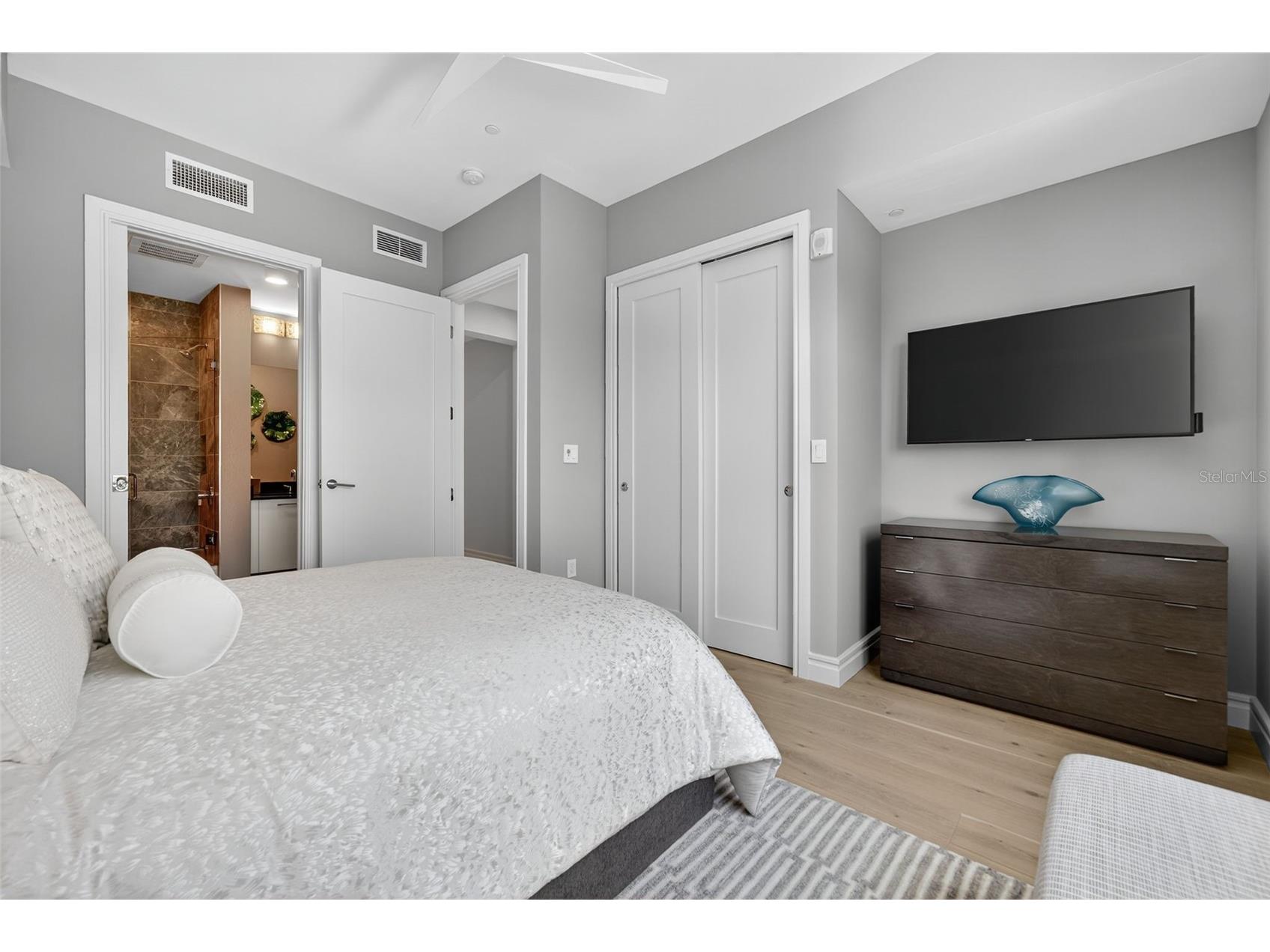 711 S Palm Avenue #303 Sarasota FL 34236 A4666261 image21