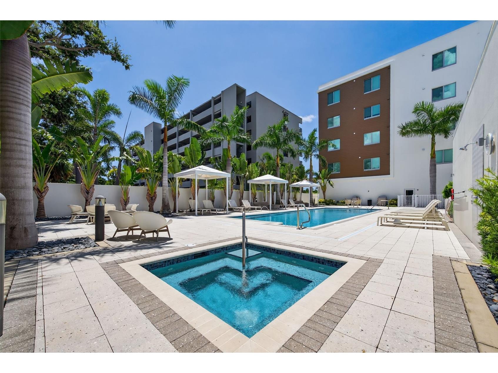 711 S Palm Avenue #303 Sarasota FL 34236 A4666261 image28