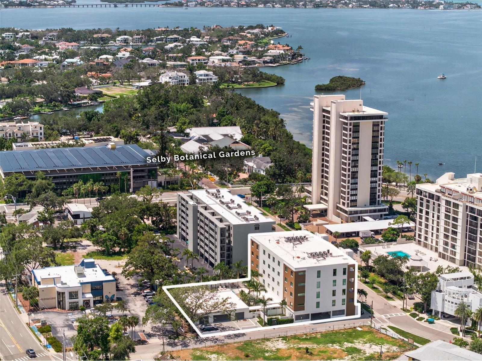 711 S Palm Avenue #303 Sarasota FL 34236 A4666261 image35