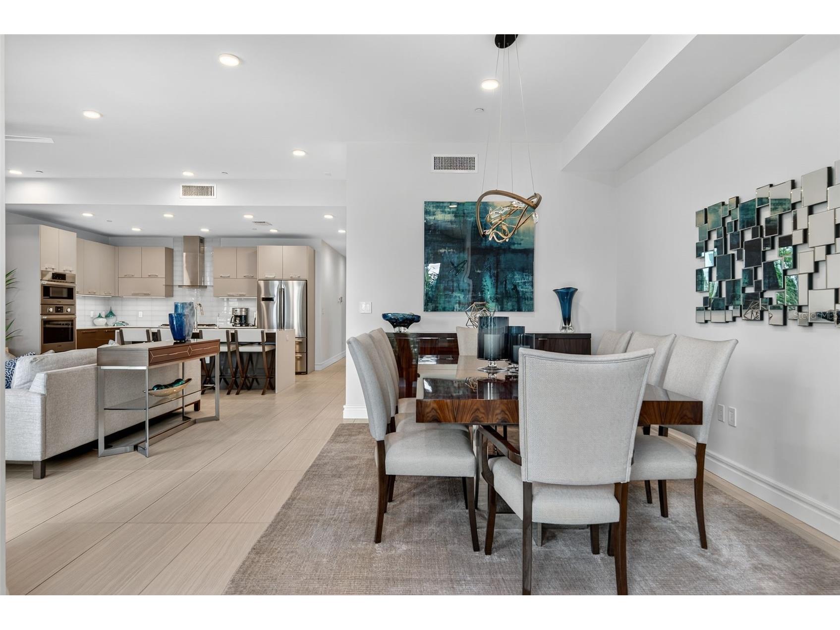 711 S Palm Avenue #303 Sarasota FL 34236 A4666261 image5