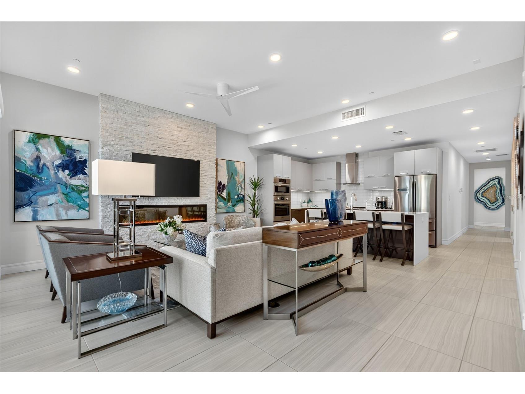 711 S Palm Avenue #303 Sarasota FL 34236 A4666261 image7