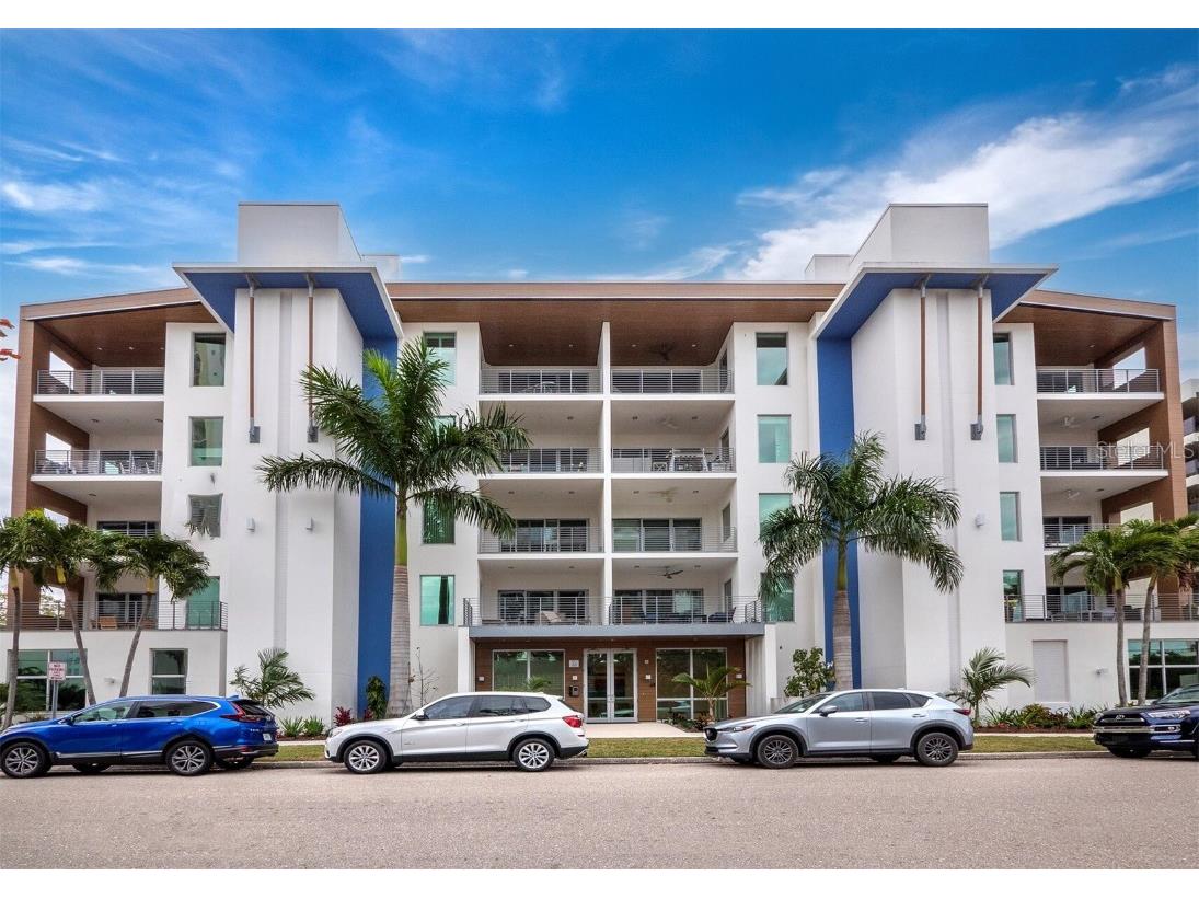 711 S Palm Avenue #501 Sarasota FL 34236 - SARASOTA BAY A4596966 image1