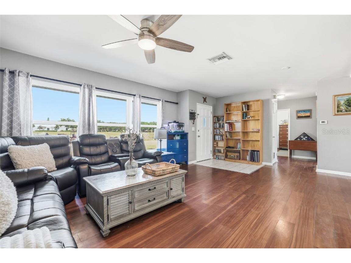 711 San Salvador Drive Dunedin FL 34698 TB8454321 image11