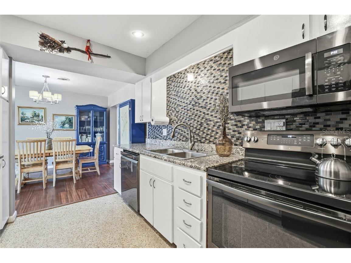 711 San Salvador Drive Dunedin FL 34698 TB8454321 image17