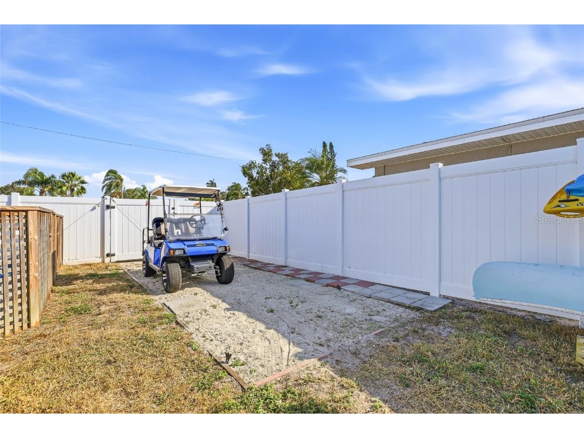 711 San Salvador Drive Dunedin FL 34698 TB8454321 image44