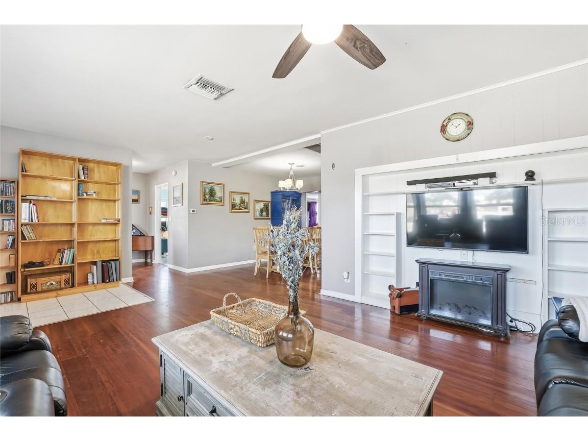 711 San Salvador Drive Dunedin FL 34698 TB8454321 image9