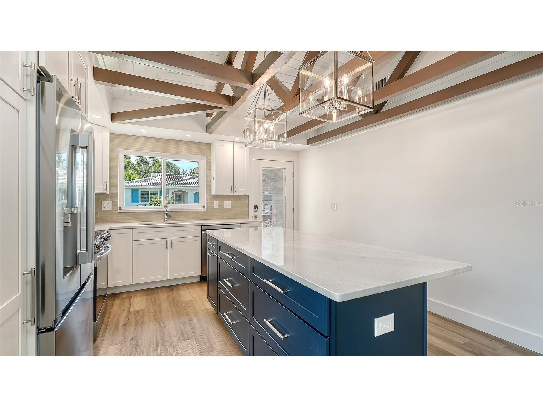 711 Spanish Drive S Longboat Key FL 34228 A4693392 image10