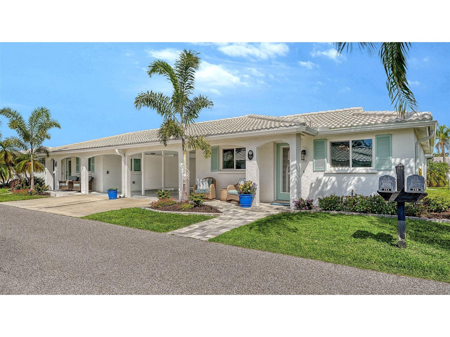 711 Spanish Drive S Longboat Key FL 34228 A4693392 image2