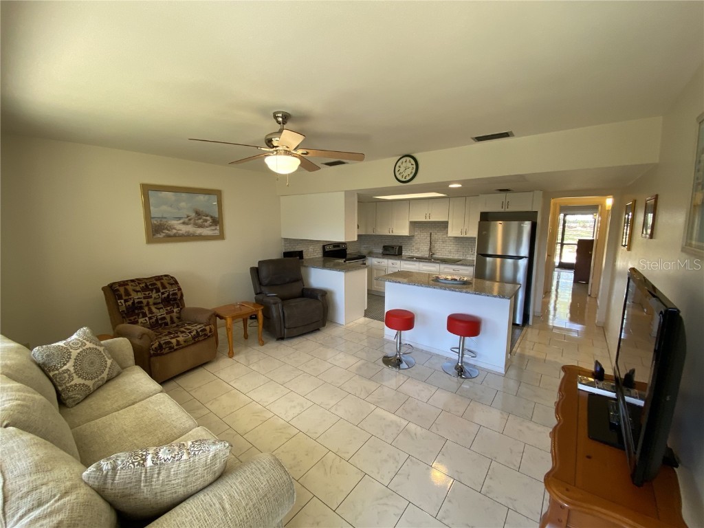 711 Springer Drive #9 Lake Wales FL 33853 - LAKE WAILES LAKE K4902832 image2
