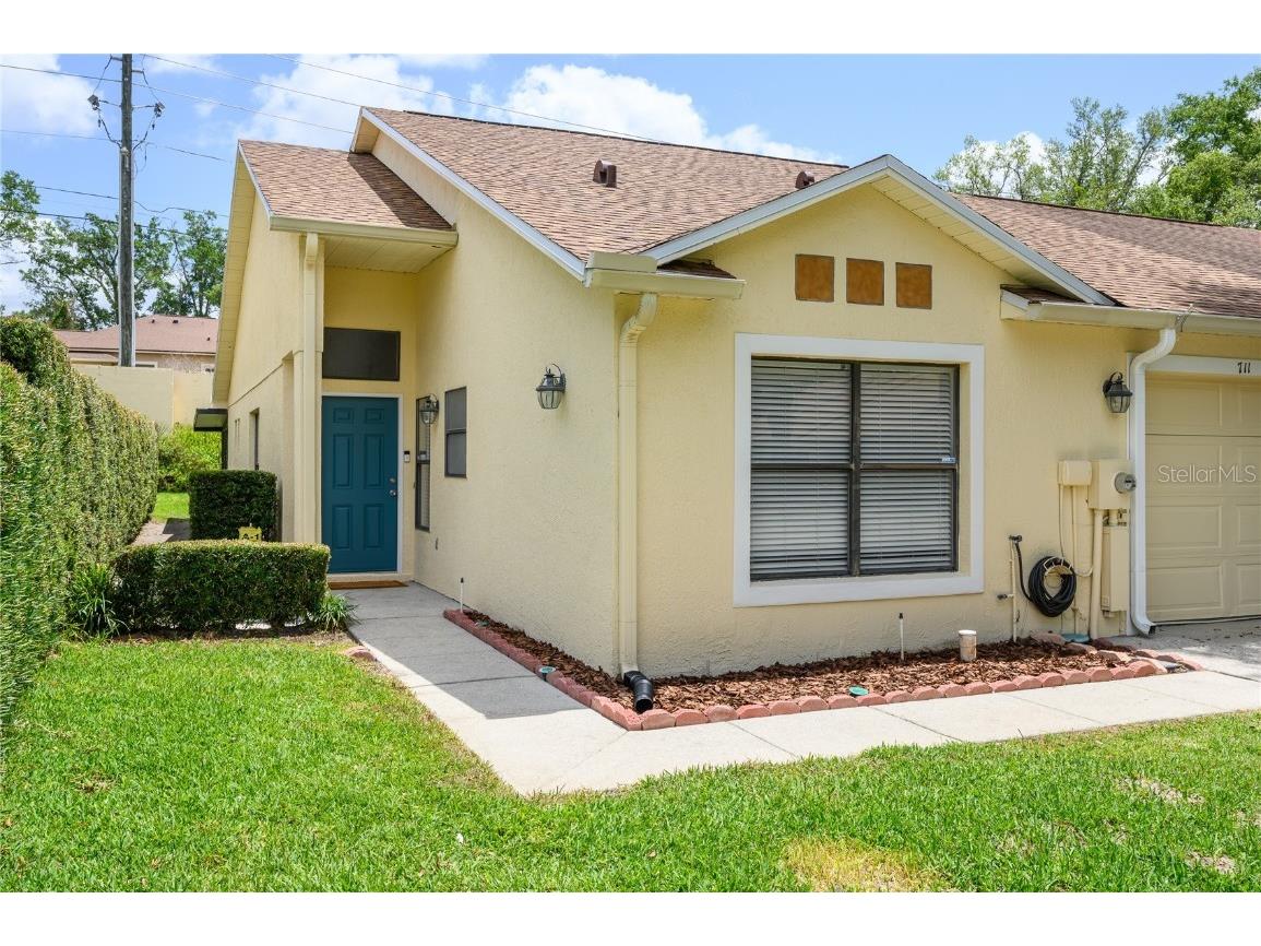 711 Swan Lane Altamonte Springs FL 32701 O6304721 image1