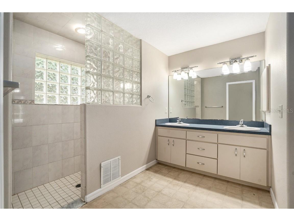 711 W Wheeling Lane Hernando FL 34442 TB8411277 image26