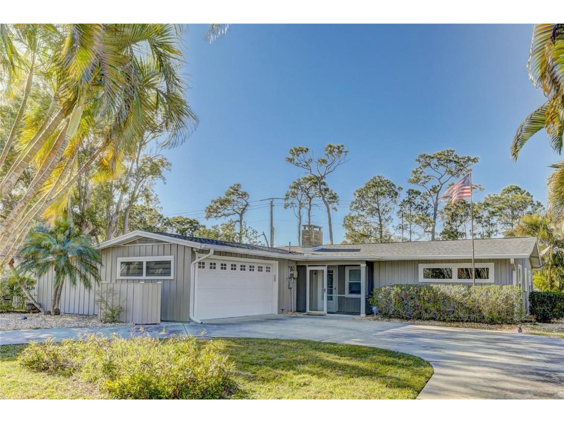 711 Whitfield Avenue Sarasota FL 34243 A4607385 image1