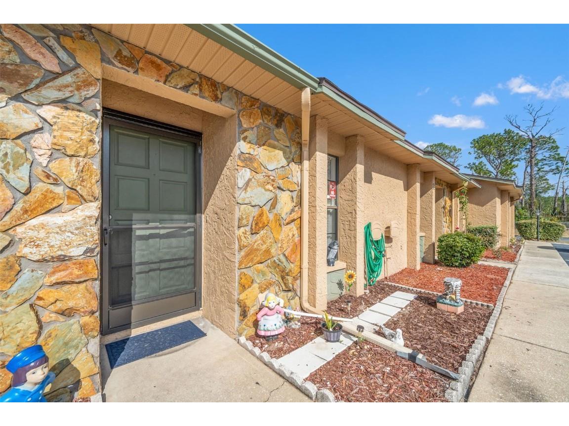 7110 Barclay Avenue #B Spring Hill FL 34609 W7880885 image4