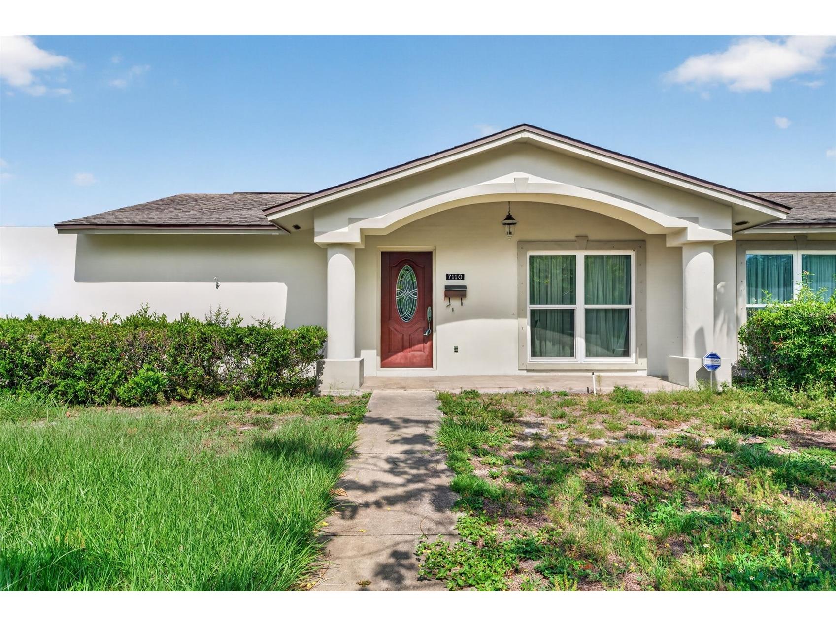 7110 Mintwood Court Tampa FL 33615 TB8514814 image1