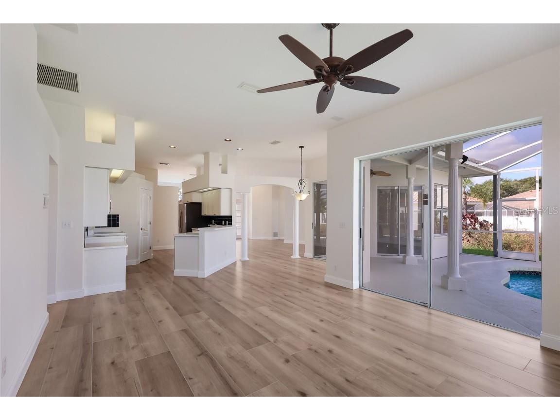 7111 41st Lane E Sarasota FL 34243 A4671341 image15