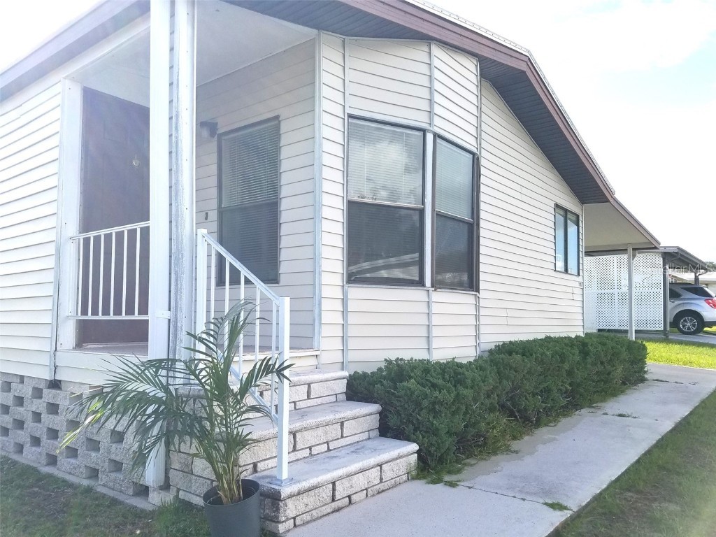 7111 El Rancho Way Zephyrhills FL 33541 T3505619 image1