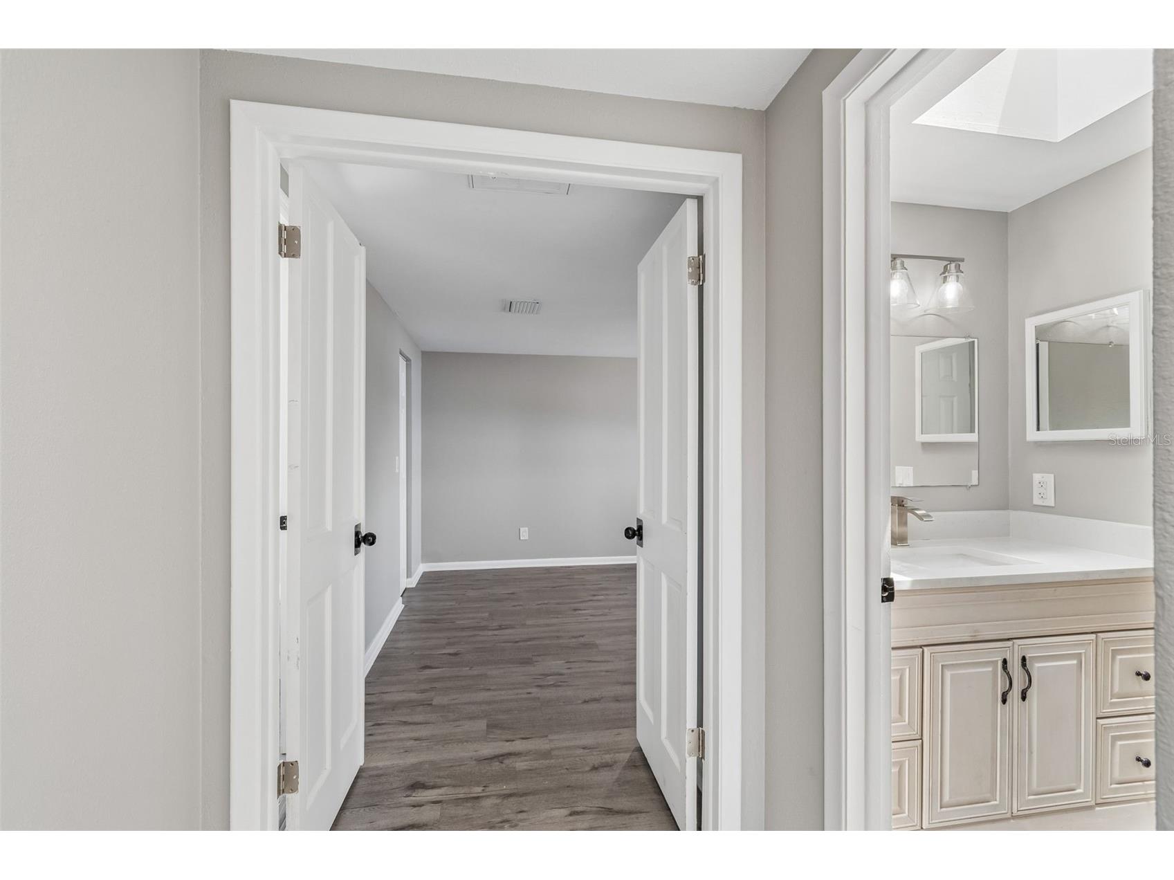 7111 Gateway Court Tampa FL 33615 TB8499685 image38