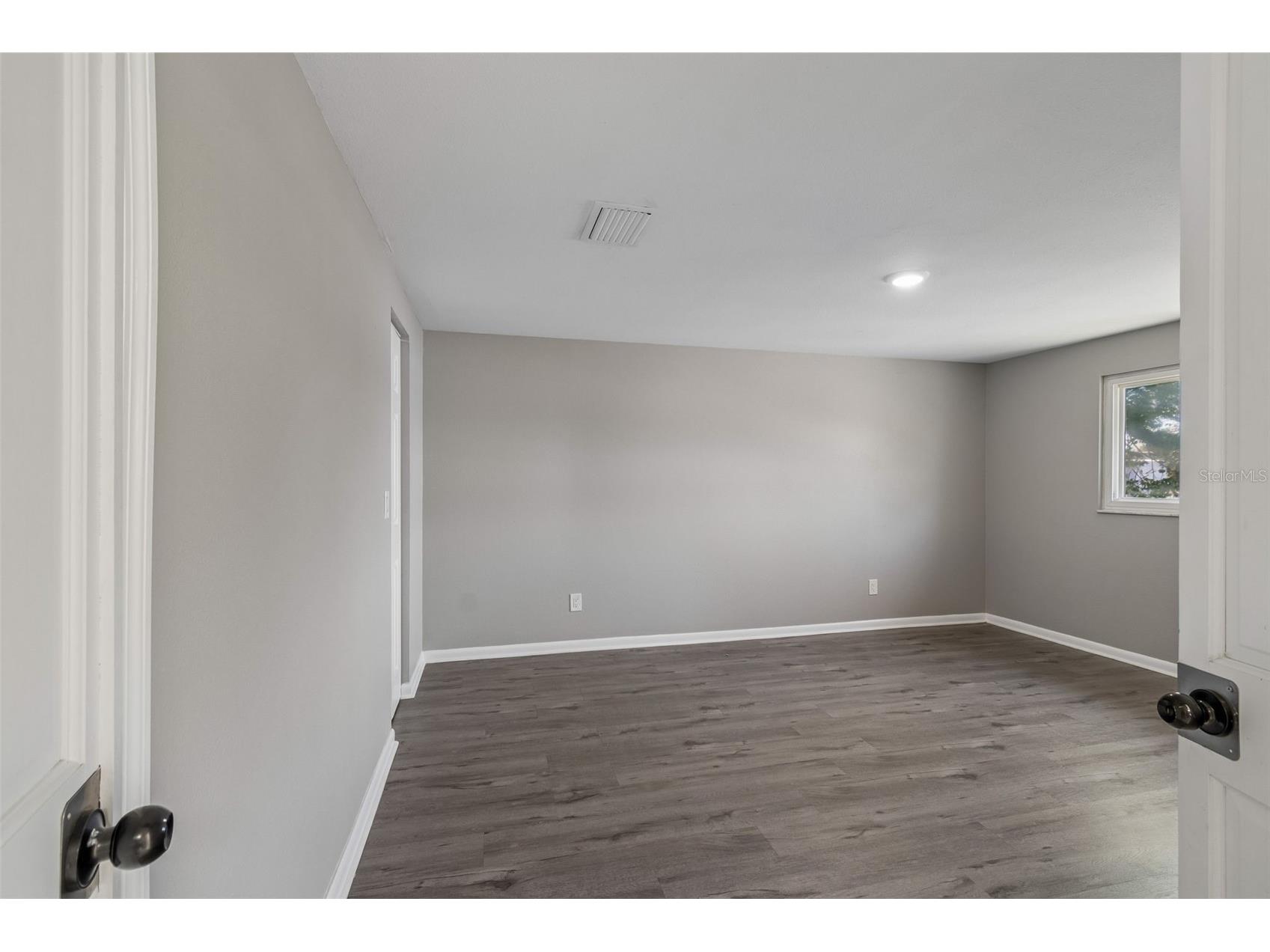 7111 Gateway Court Tampa FL 33615 TB8499685 image39
