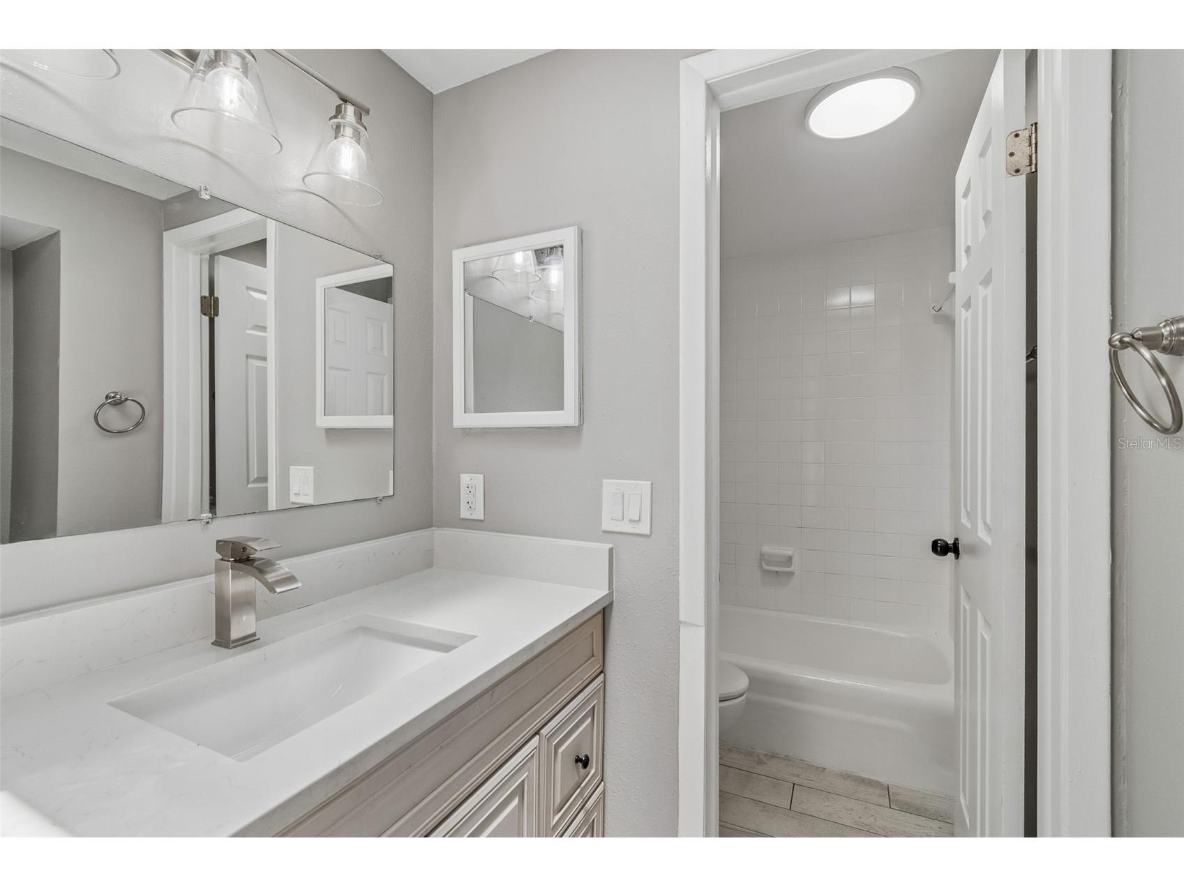 7111 Gateway Court Tampa FL 33615 TB8499685 image46