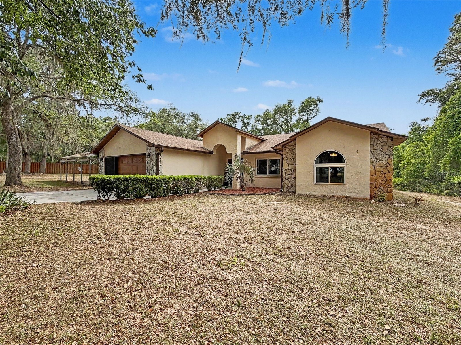 7111 Ricker Avenue Webster FL 33597 W7885452 image1