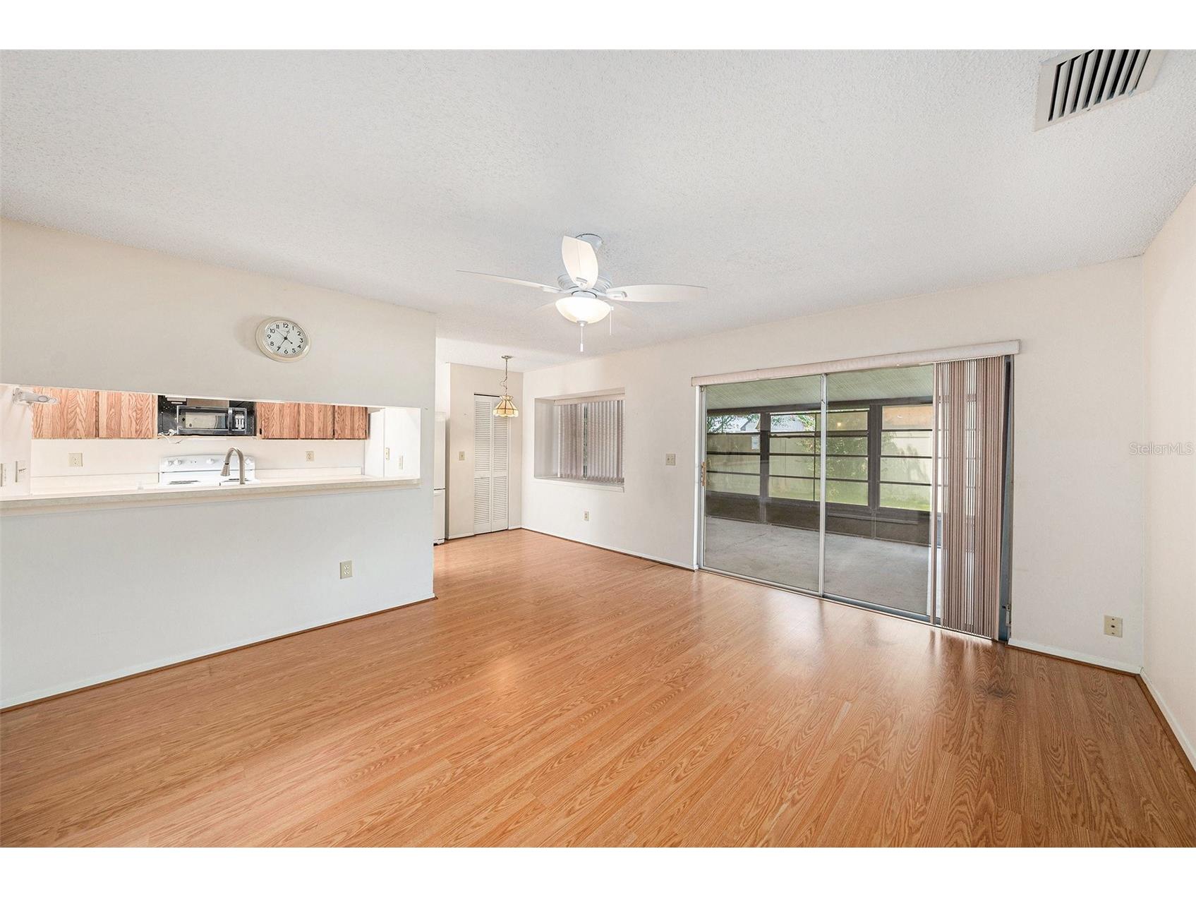 7112 Hollowell Drive Tampa FL 33634 TB8486682 image12