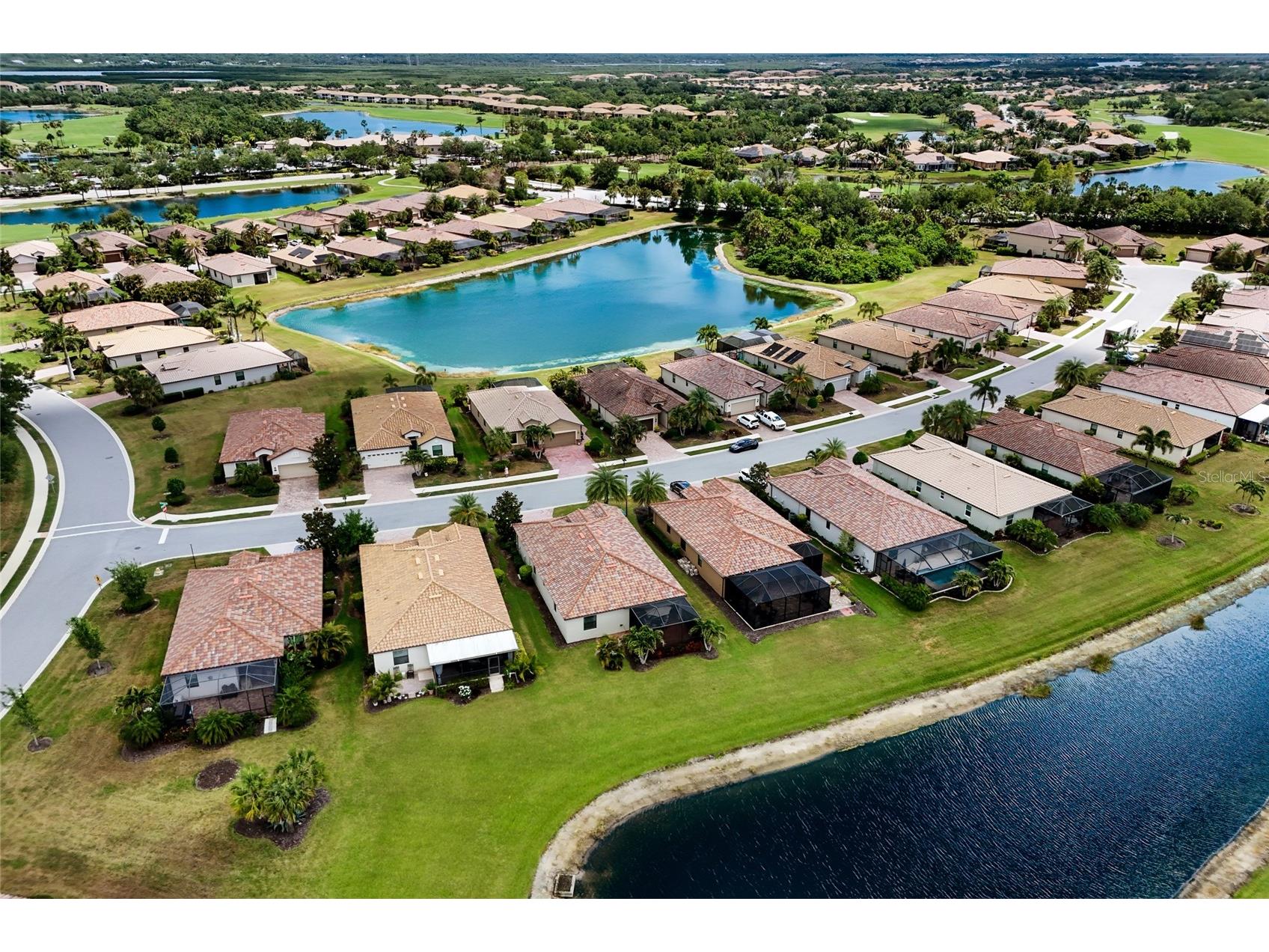 7112 Marsh View Terrace Bradenton FL 34212 A4694662 image32