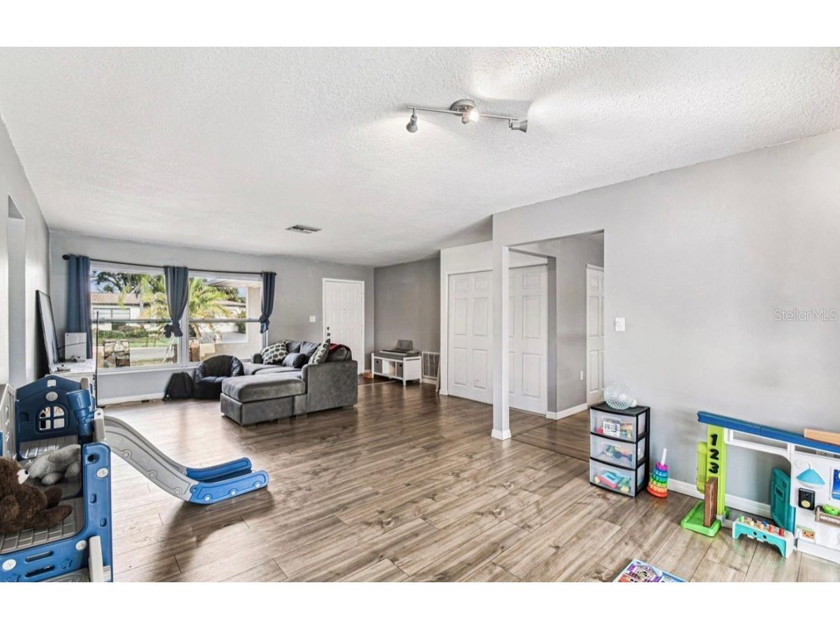 7112 Vista Way Port Richey FL 34668 W7881381 image13