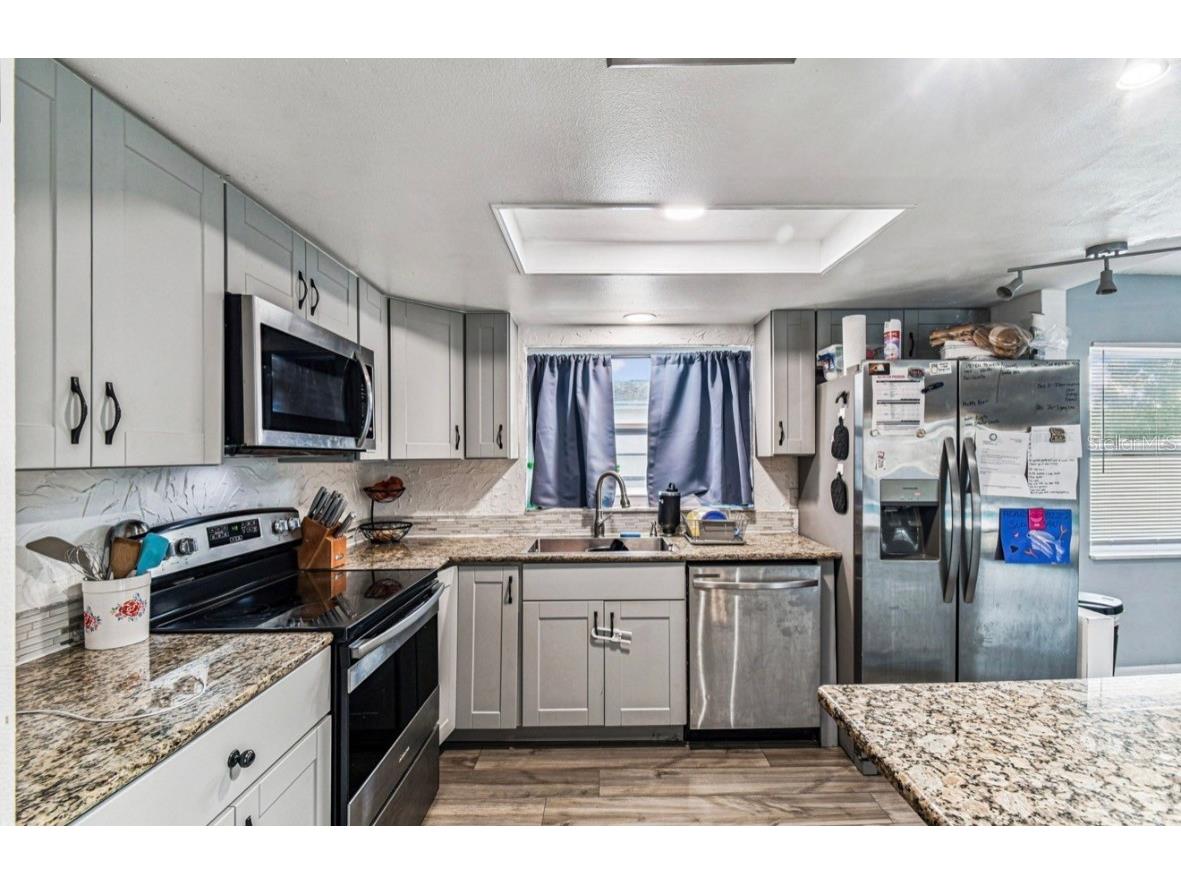 7112 Vista Way Port Richey FL 34668 W7881381 image19