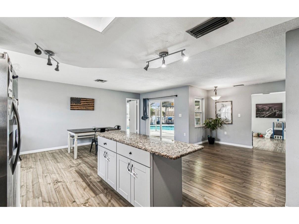 7112 Vista Way Port Richey FL 34668 W7881381 image24