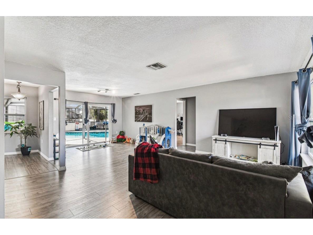 7112 Vista Way Port Richey FL 34668 W7881381 image6