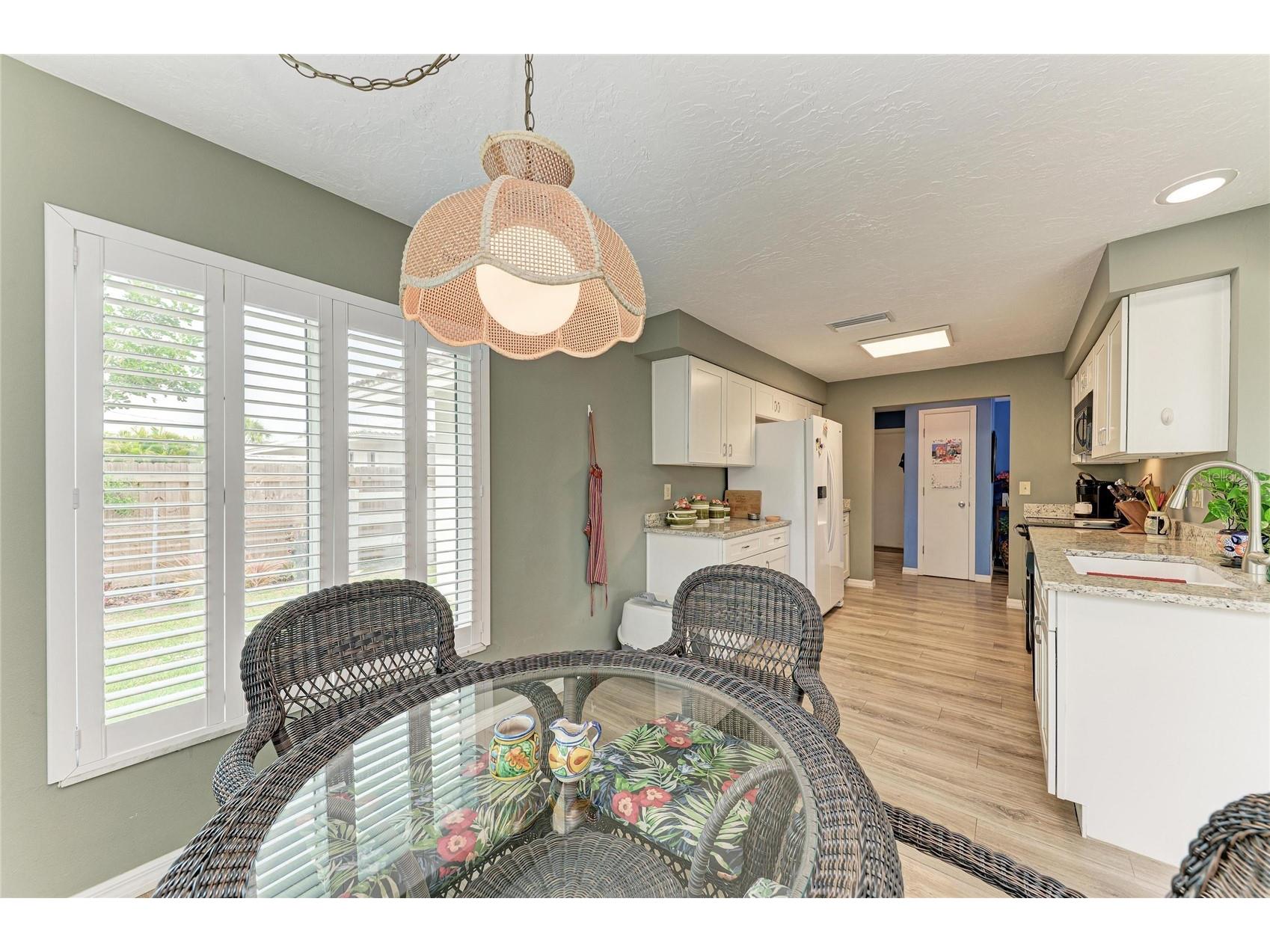 7113 Antigua Place Sarasota FL 34231 A4693104 image20