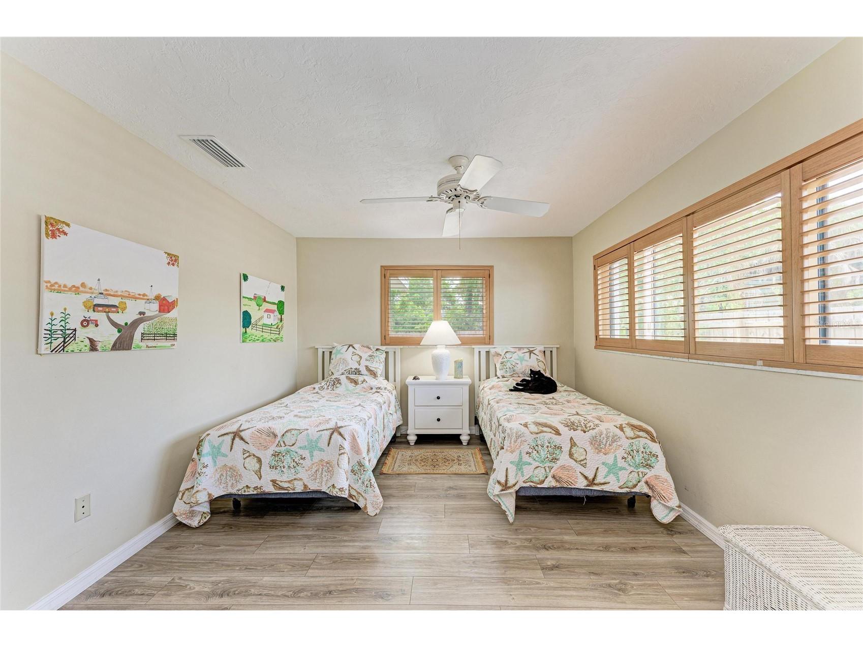 7113 Antigua Place Sarasota FL 34231 A4693104 image40